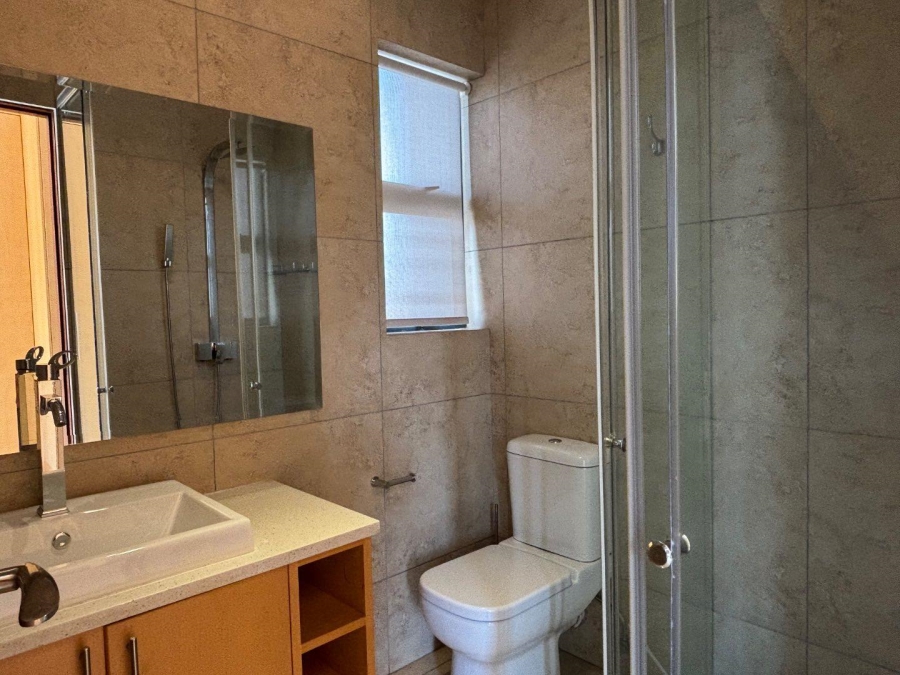 To Let 3 Bedroom Property for Rent in Lombardy Estate Gauteng