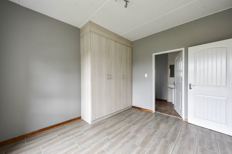 To Let 2 Bedroom Property for Rent in Honeydew Gauteng