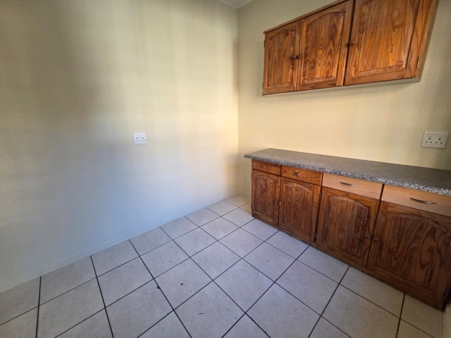 To Let 2 Bedroom Property for Rent in Horison Gauteng