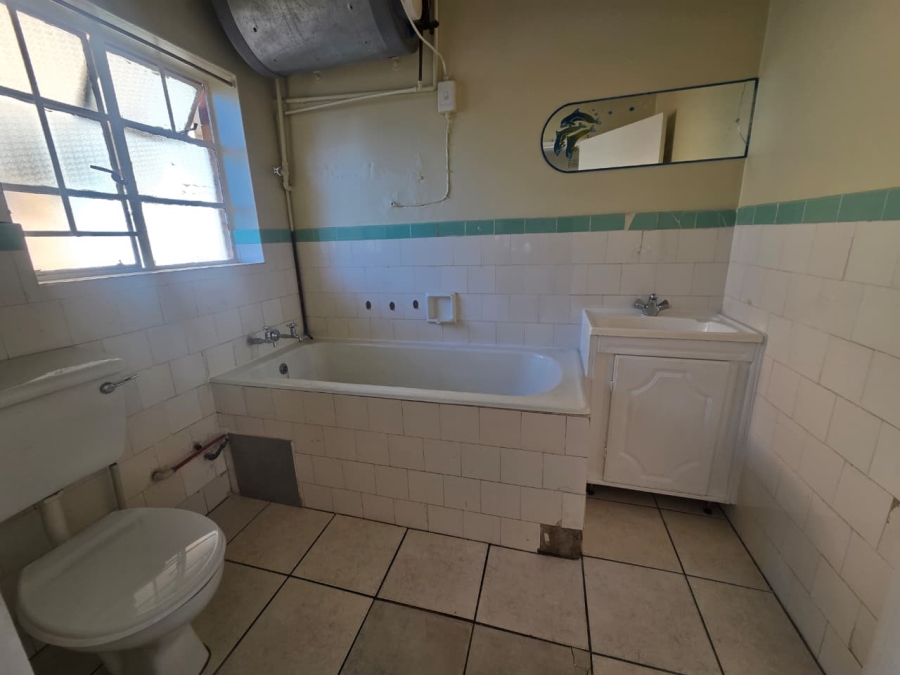 To Let 2 Bedroom Property for Rent in Horison Gauteng