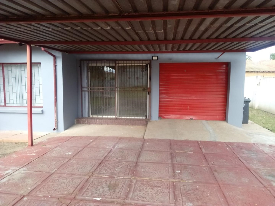3 Bedroom Property for Sale in Theresa Park Gauteng