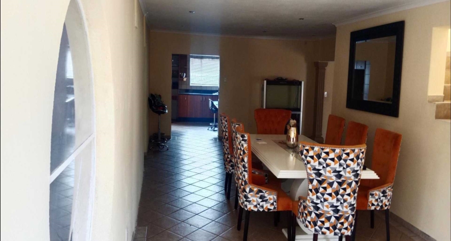 4 Bedroom Property for Sale in Rangeview Gauteng