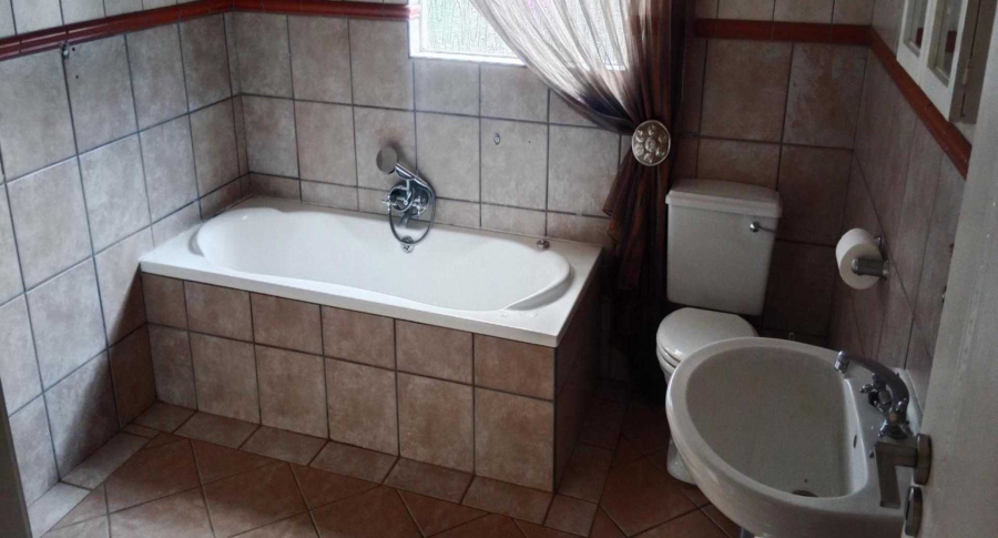 4 Bedroom Property for Sale in Rangeview Gauteng