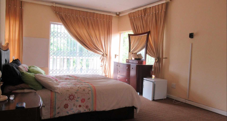 4 Bedroom Property for Sale in Rangeview Gauteng