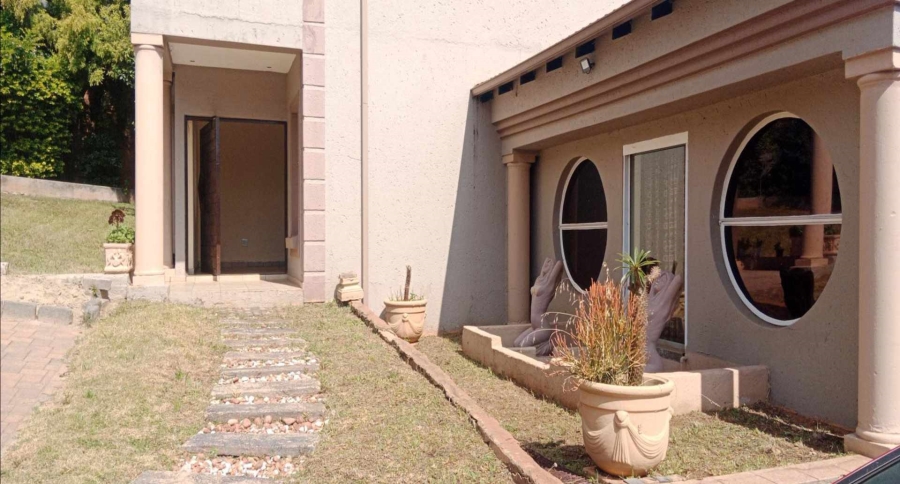 4 Bedroom Property for Sale in Rangeview Gauteng