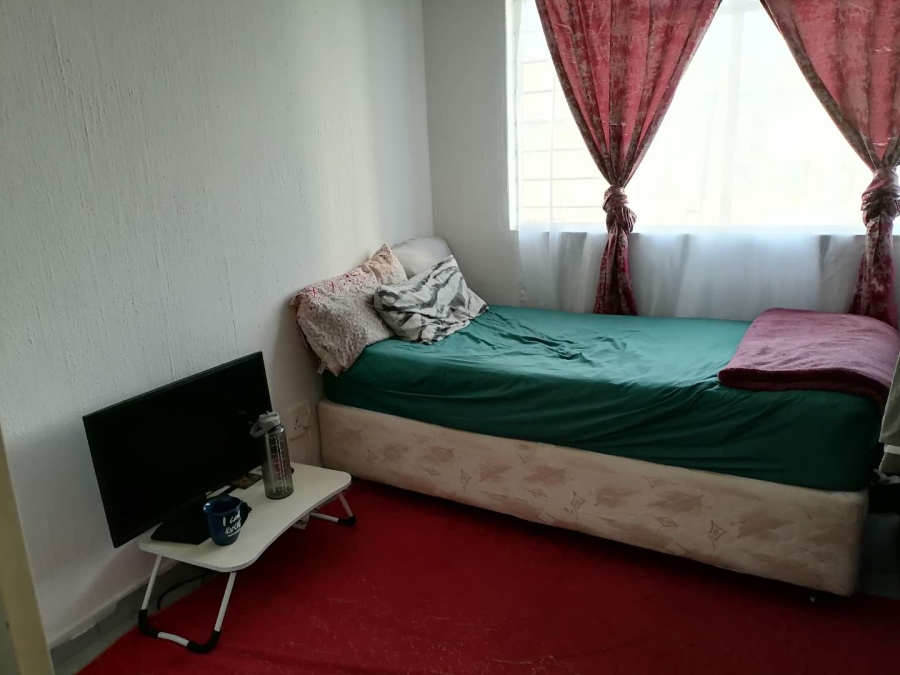 2 Bedroom Property for Sale in Denlee Gauteng
