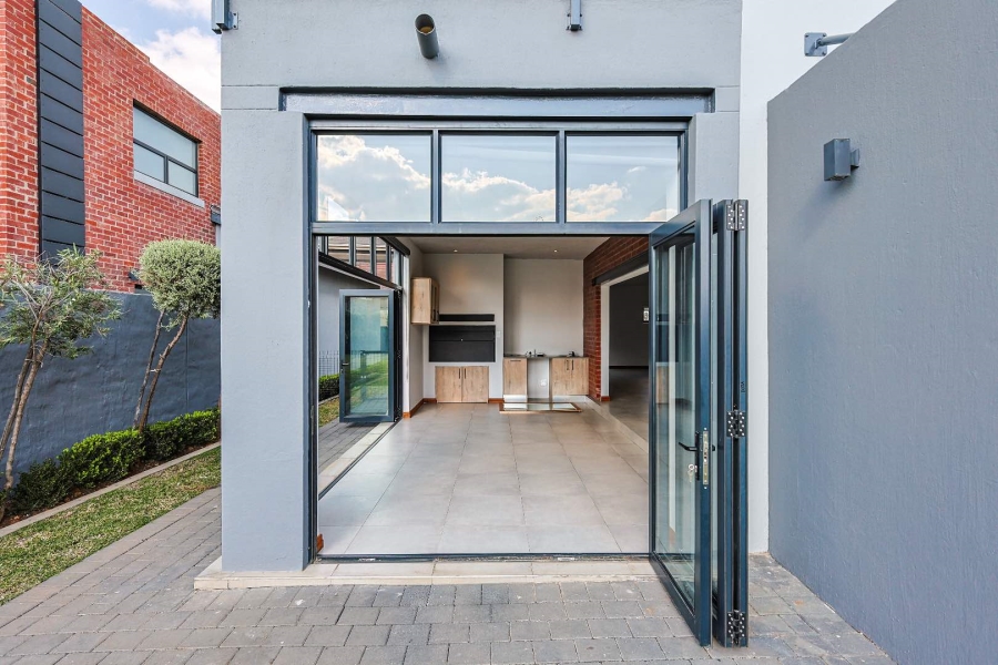 3 Bedroom Property for Sale in Six Fountains Residential Estate Gauteng