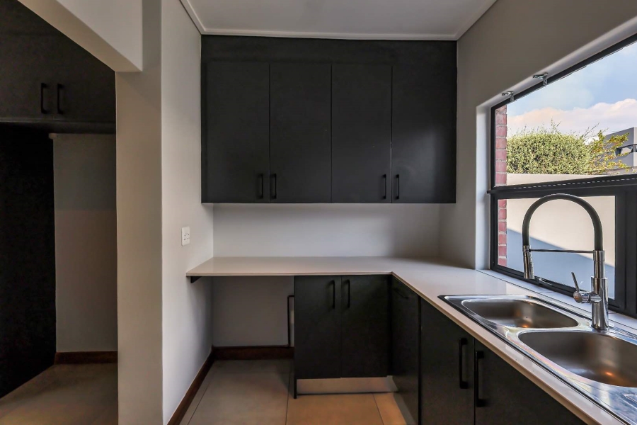3 Bedroom Property for Sale in Six Fountains Residential Estate Gauteng