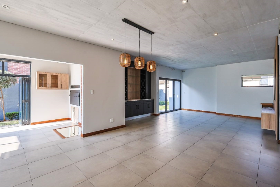 3 Bedroom Property for Sale in Six Fountains Residential Estate Gauteng