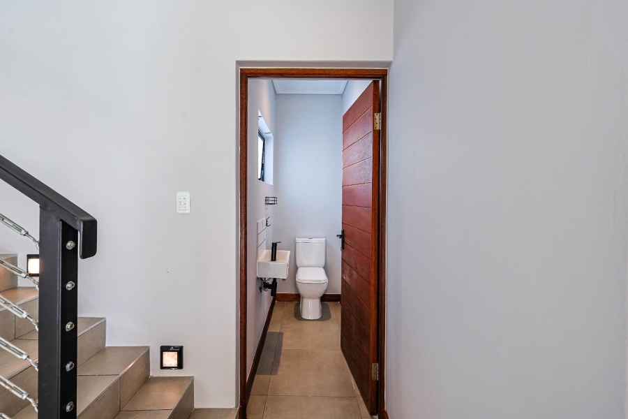 3 Bedroom Property for Sale in Six Fountains Residential Estate Gauteng