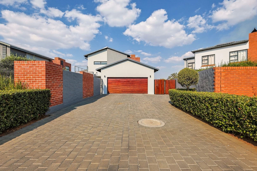 3 Bedroom Property for Sale in Six Fountains Residential Estate Gauteng