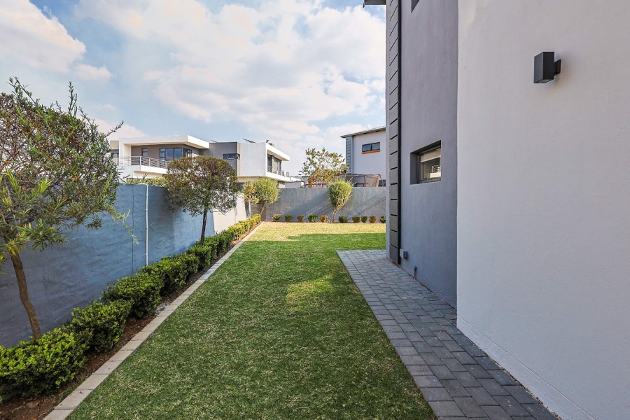 3 Bedroom Property for Sale in Six Fountains Residential Estate Gauteng