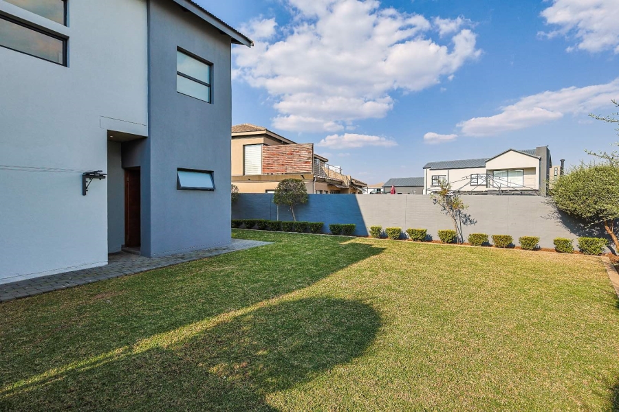 3 Bedroom Property for Sale in Six Fountains Residential Estate Gauteng