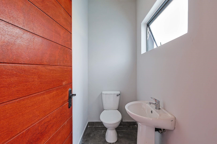 3 Bedroom Property for Sale in Six Fountains Residential Estate Gauteng