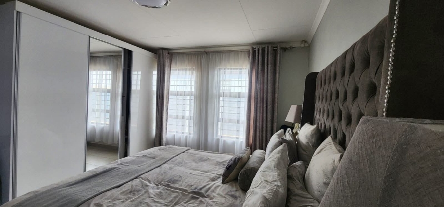 To Let 4 Bedroom Property for Rent in Sky City Gauteng
