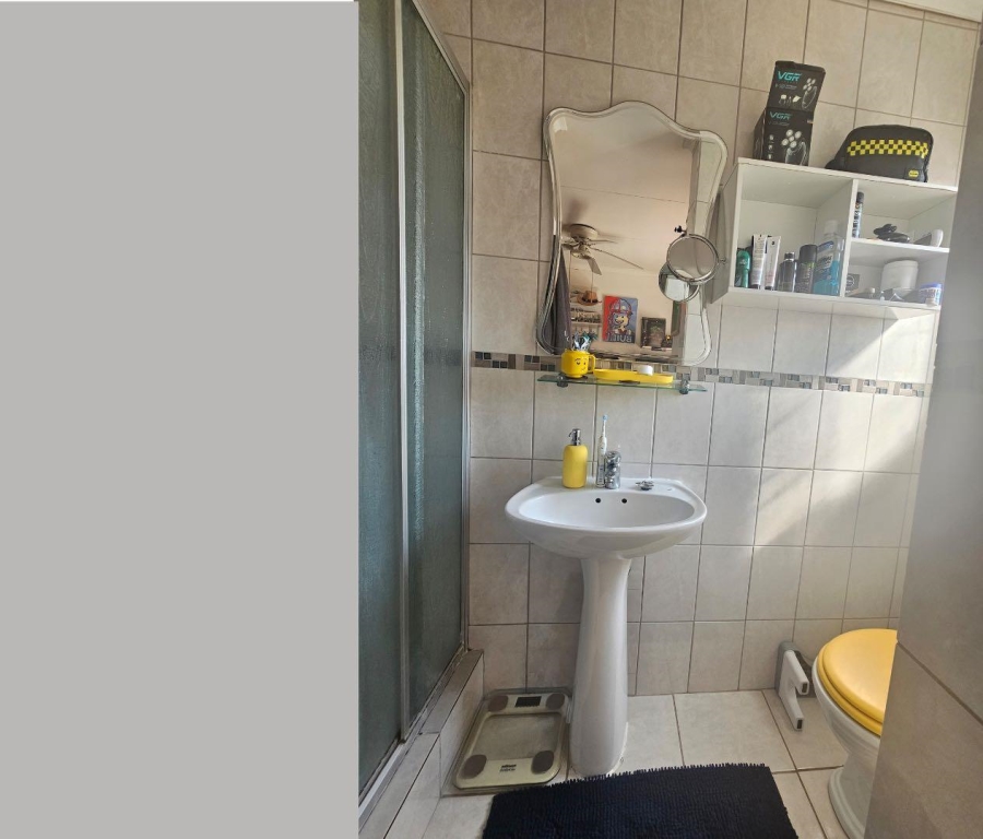 3 Bedroom Property for Sale in Honeydew Ridge Gauteng
