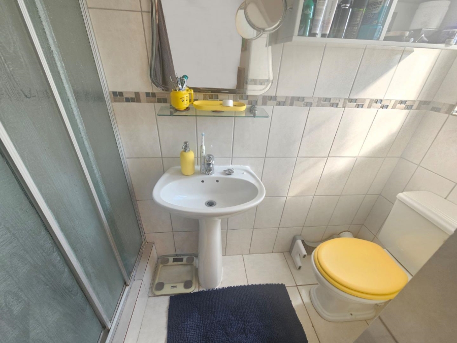 3 Bedroom Property for Sale in Honeydew Ridge Gauteng