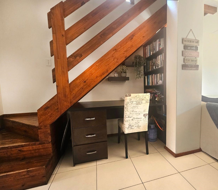 3 Bedroom Property for Sale in Honeydew Ridge Gauteng