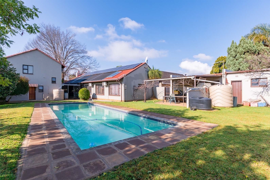 3 Bedroom Property for Sale in Edleen Gauteng