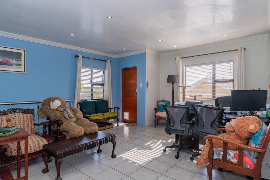 3 Bedroom Property for Sale in Edleen Gauteng