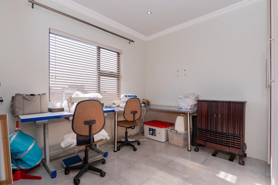3 Bedroom Property for Sale in Edleen Gauteng