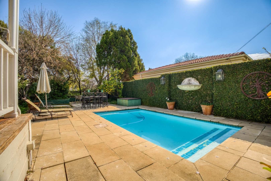 5 Bedroom Property for Sale in Fourways Gardens Gauteng