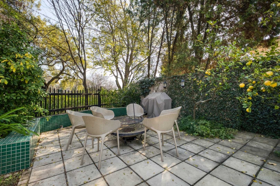 5 Bedroom Property for Sale in Fourways Gardens Gauteng