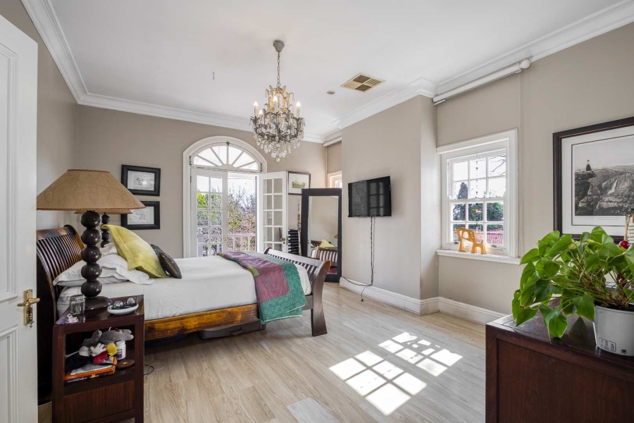 5 Bedroom Property for Sale in Fourways Gardens Gauteng