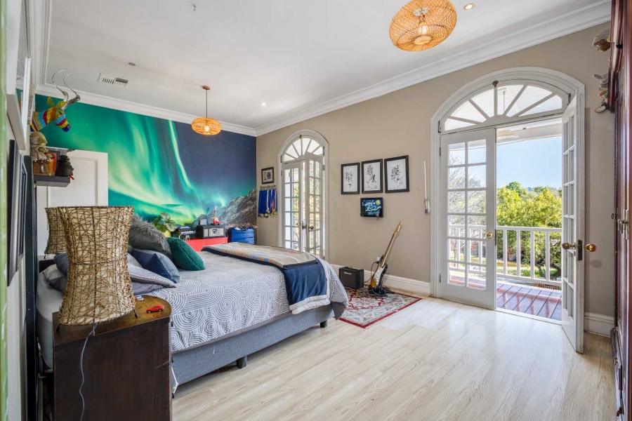 5 Bedroom Property for Sale in Fourways Gardens Gauteng