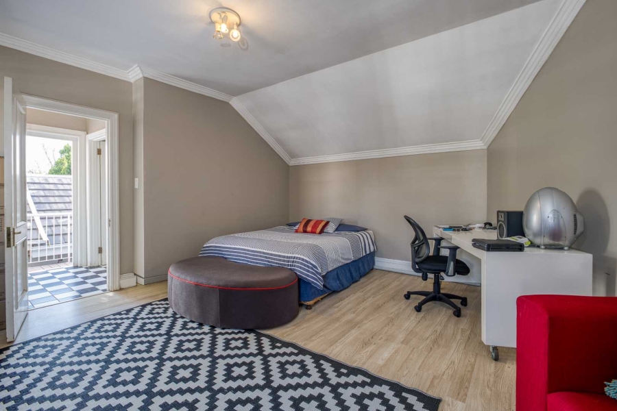5 Bedroom Property for Sale in Fourways Gardens Gauteng