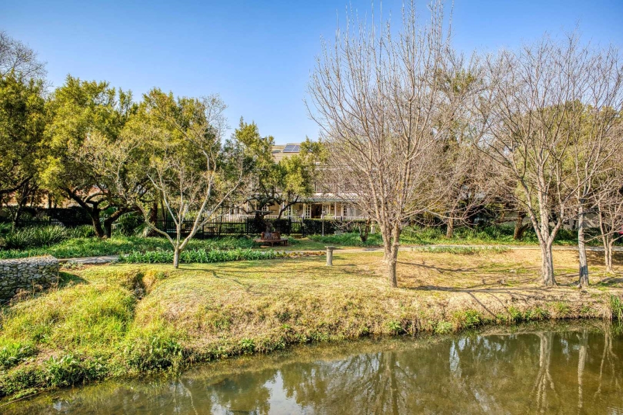 5 Bedroom Property for Sale in Fourways Gardens Gauteng