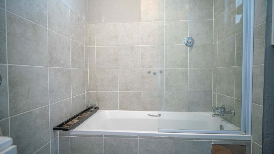 2 Bedroom Property for Sale in Ferndale Gauteng