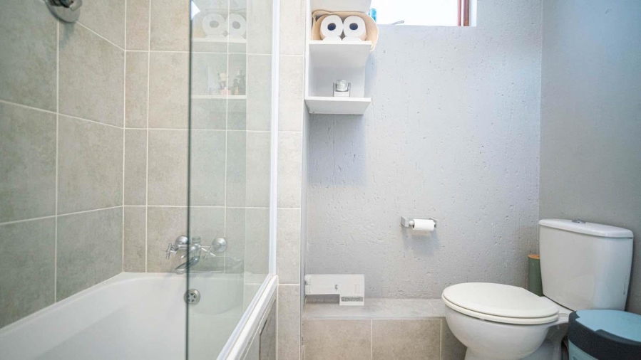 2 Bedroom Property for Sale in Ferndale Gauteng