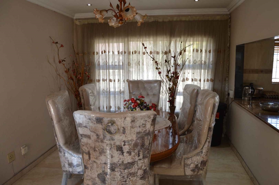 2 Bedroom Property for Sale in Mayberry Park Gauteng