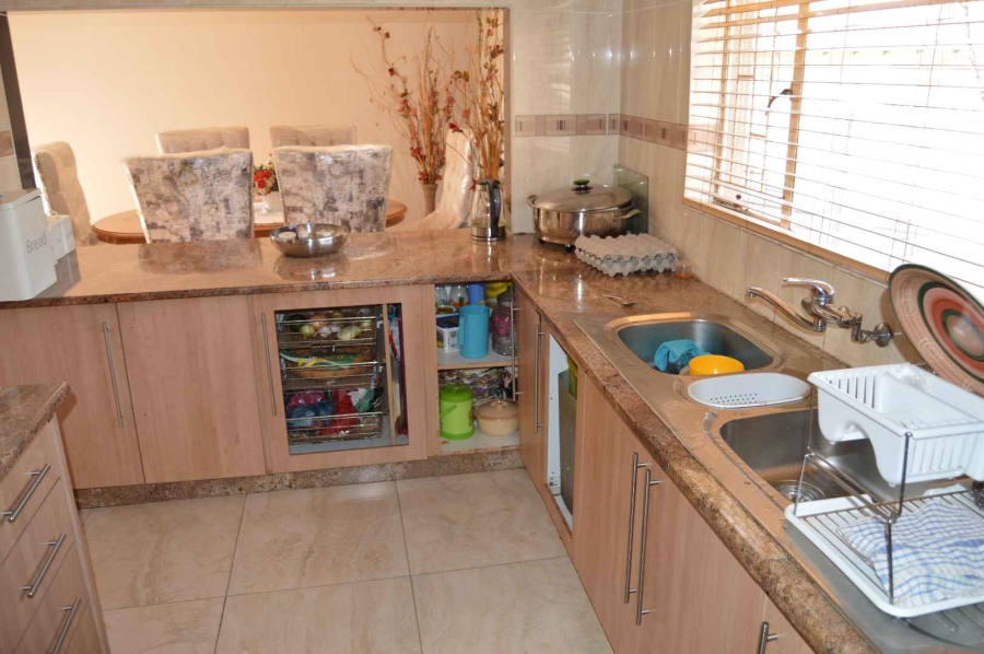 2 Bedroom Property for Sale in Mayberry Park Gauteng