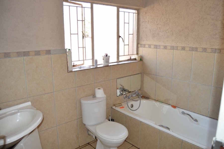 2 Bedroom Property for Sale in Mayberry Park Gauteng