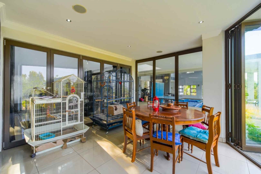 6 Bedroom Property for Sale in Zwavelpoort Gauteng