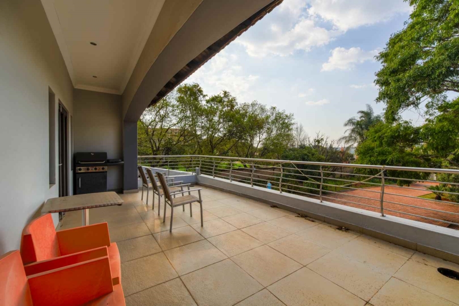 6 Bedroom Property for Sale in Zwavelpoort Gauteng