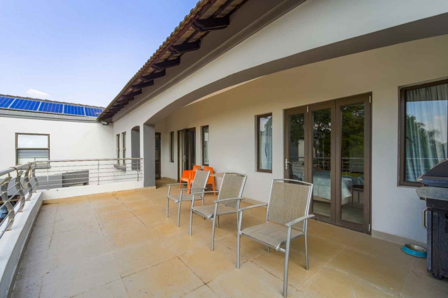 6 Bedroom Property for Sale in Zwavelpoort Gauteng