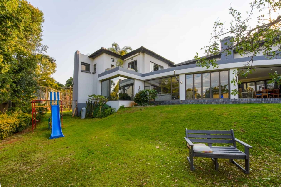 6 Bedroom Property for Sale in Zwavelpoort Gauteng