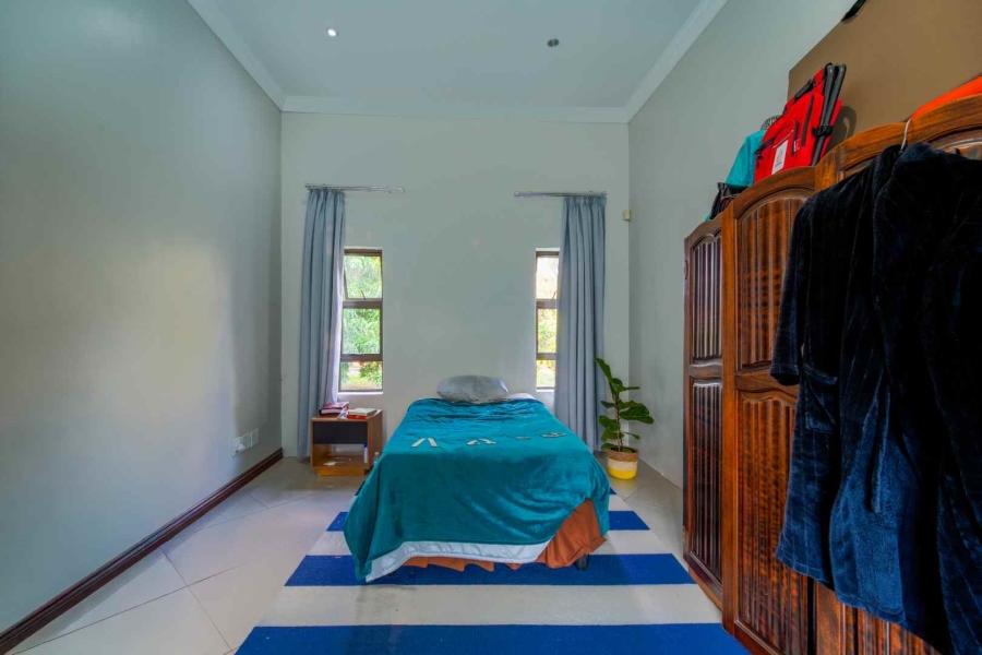 6 Bedroom Property for Sale in Zwavelpoort Gauteng