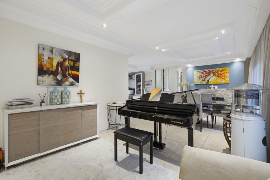 4 Bedroom Property for Sale in Glenvista Gauteng
