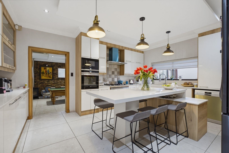 4 Bedroom Property for Sale in Glenvista Gauteng