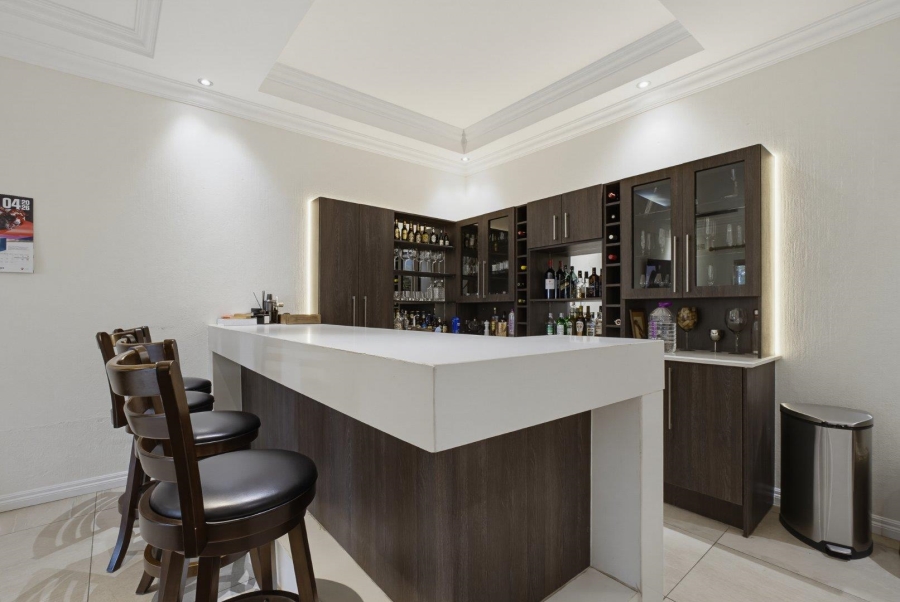 4 Bedroom Property for Sale in Glenvista Gauteng