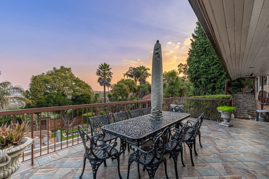 4 Bedroom Property for Sale in Glenvista Gauteng