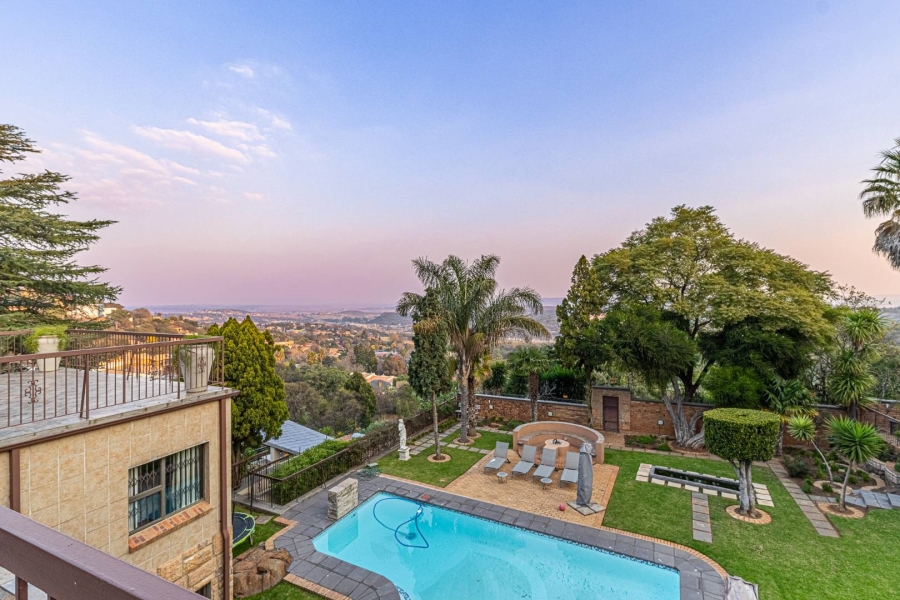 4 Bedroom Property for Sale in Glenvista Gauteng