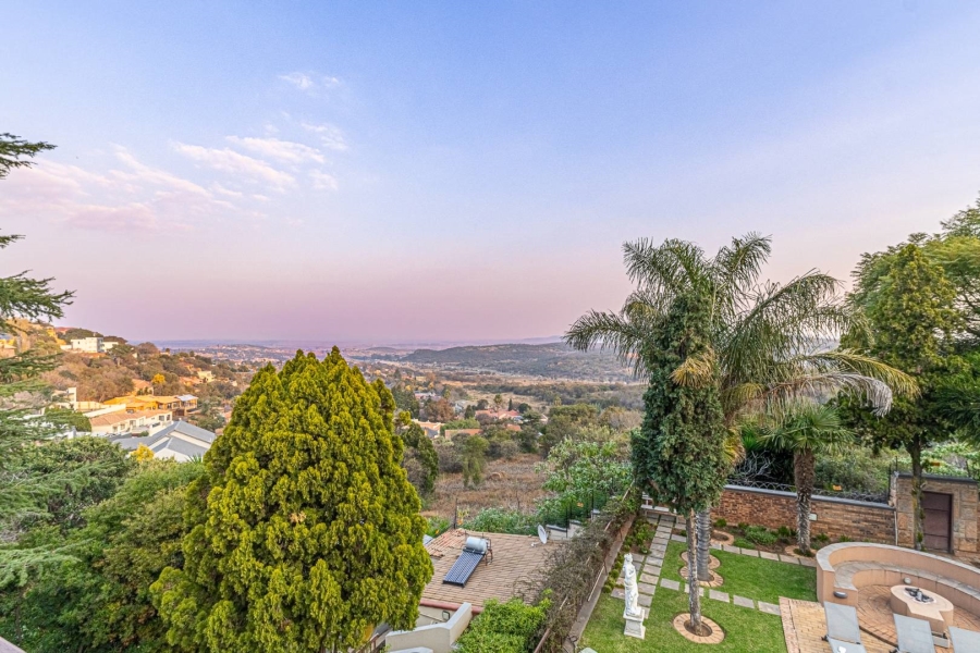 4 Bedroom Property for Sale in Glenvista Gauteng
