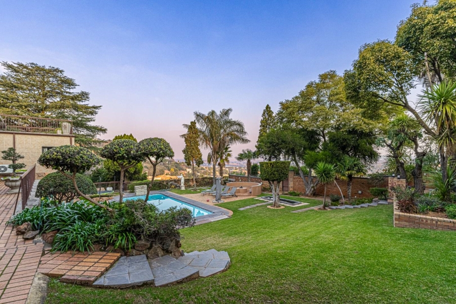 4 Bedroom Property for Sale in Glenvista Gauteng