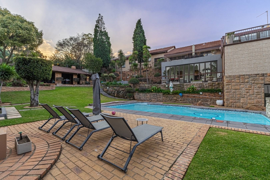 4 Bedroom Property for Sale in Glenvista Gauteng