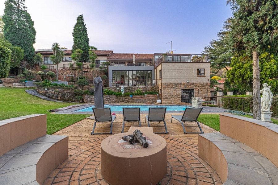 4 Bedroom Property for Sale in Glenvista Gauteng